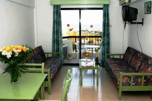 Livas Hotel Apartments - Photo5