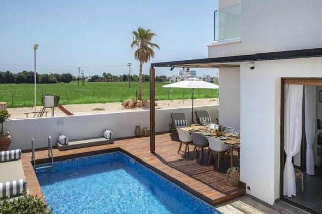 Louis Chris Le Mare Luxury Villa - Photo2