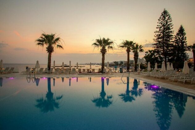 Louis Nausicaa Beach - Photo5