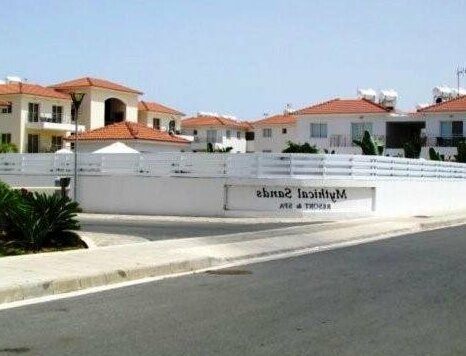 Luxury Mythical Sands Apartment - Photo2
