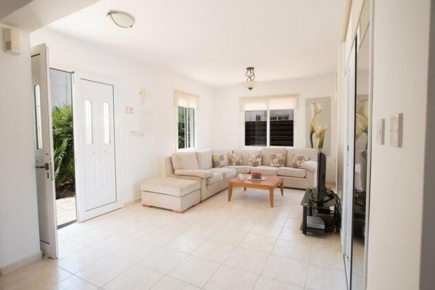 Mandali Villa - Photo2