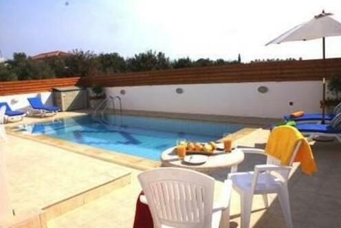 Maricosta Villas - Photo4