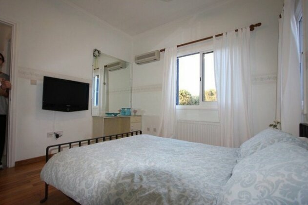 Mazeri Villa - Photo4