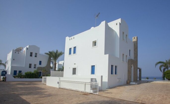 Mimoza Seafront Villa - Photo2