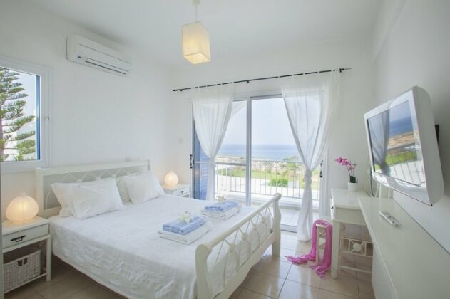 Mimoza Seafront Villa - Photo5