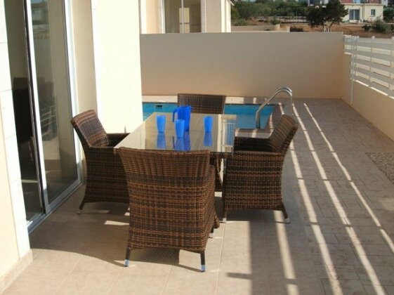 Molly's Villa - Photo5