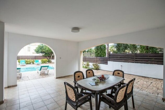 Mylos Villa - Photo2