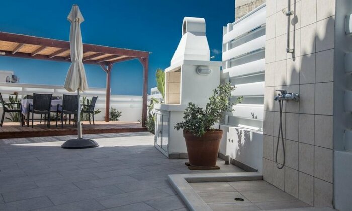 Narcissos Bay View Villa - Photo2