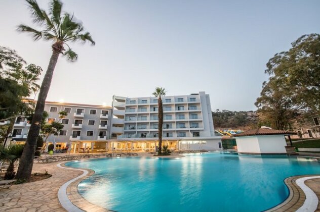 Narcissos Waterpark Resort - Photo2