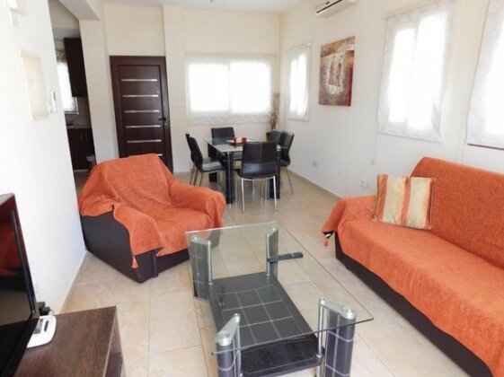 Nicole Villa Protaras - Photo4