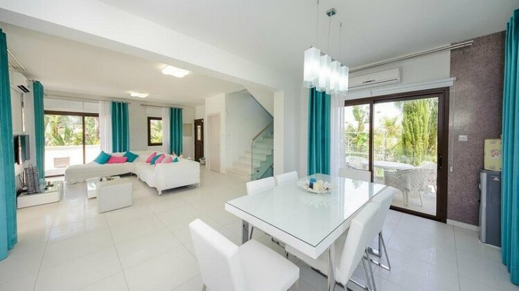 Oceanview Villa 109 - Photo3