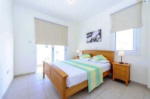 Pernera Centre Villas - Photo5