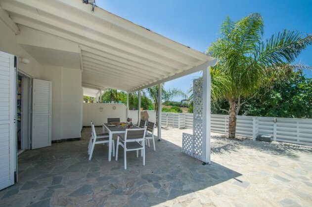 Saint Elias Family Home - Photo2