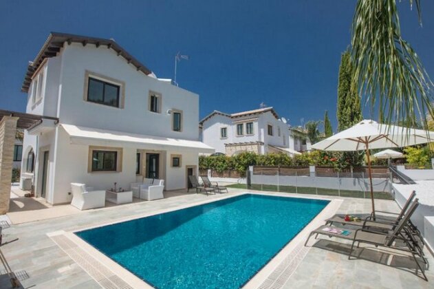 Shanon Villas - Photo2