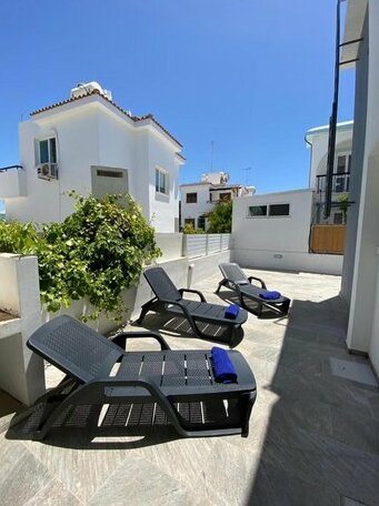 Stylish Two Bedroom House in Protaras near the sea - Photo3
