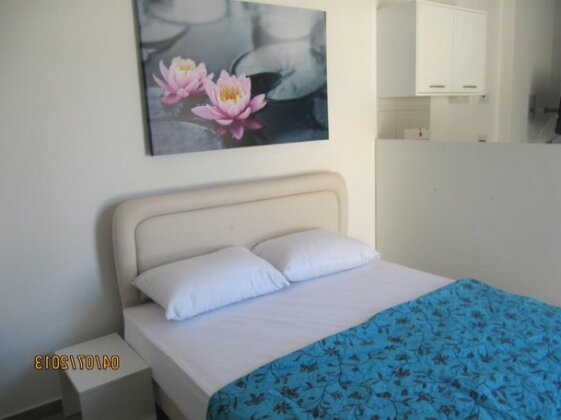 Sunny Holiday Apartments - Photo4