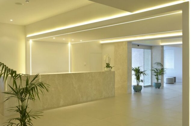 Sunrise Gardens Aparthotel - Photo4