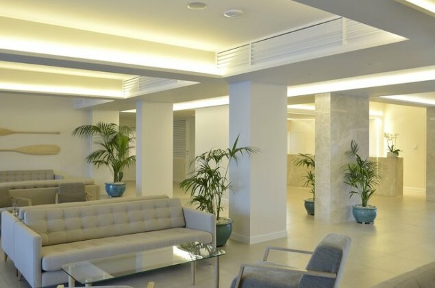 Sunrise Gardens Aparthotel - Photo5