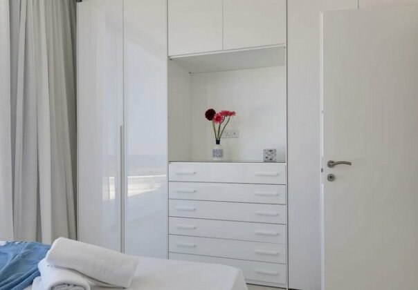 Sunrise Seaview Luxury Residences - Photo4