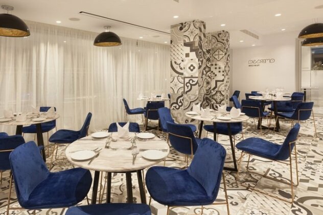 The Blue Ivy Hotel & Suites - Photo5