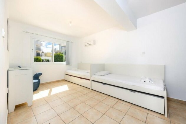 Thea Gardens Apartment - Photo5