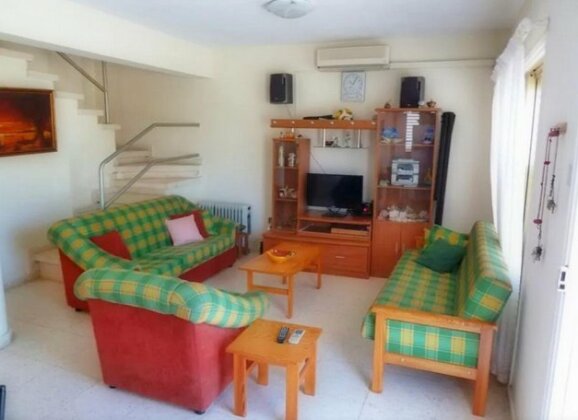 Triadas House - Photo3