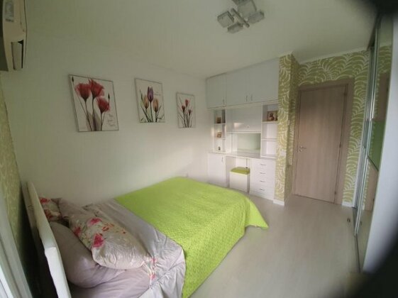 Trinidad Complex - Photo3
