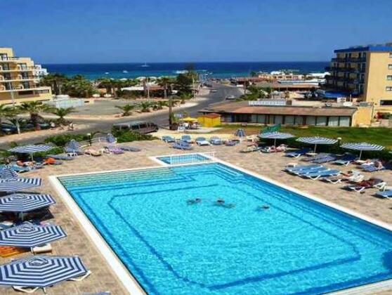 Tropical Dreams Apartments - Photo2