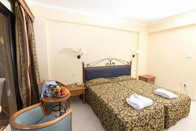 Tsokkos Gardens Hotel - Photo4