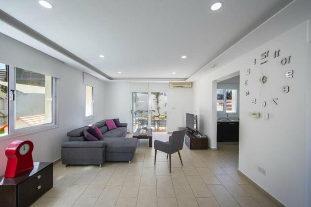 Tsokkos Luxury Villa - Photo3