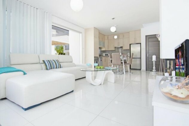 Villa Adonia - Photo3