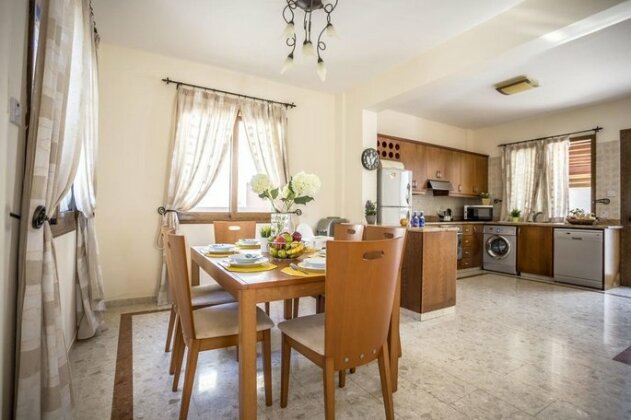 Villa Blue Water Protaras - Photo4