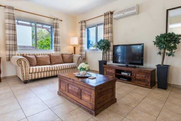 Villa Evace - Photo2