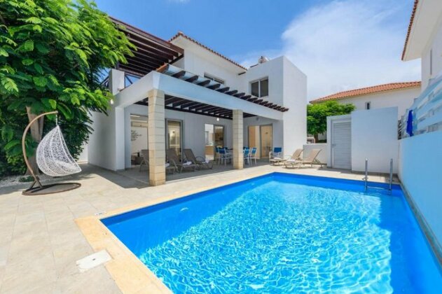 Villa Konnos Breeze - Photo2
