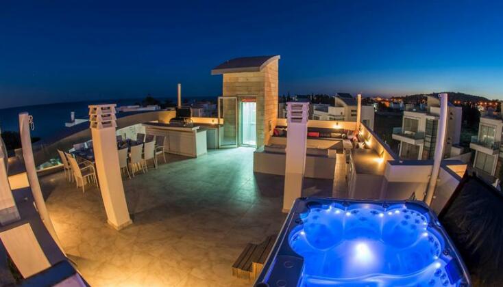 Villa Lombardi Protaras - Photo4