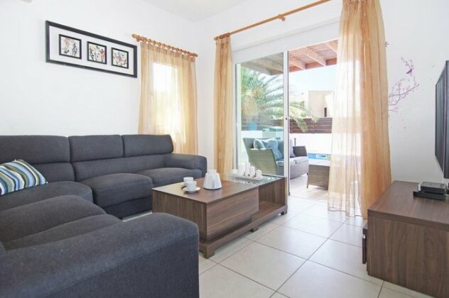 Villa Thelma - Photo3