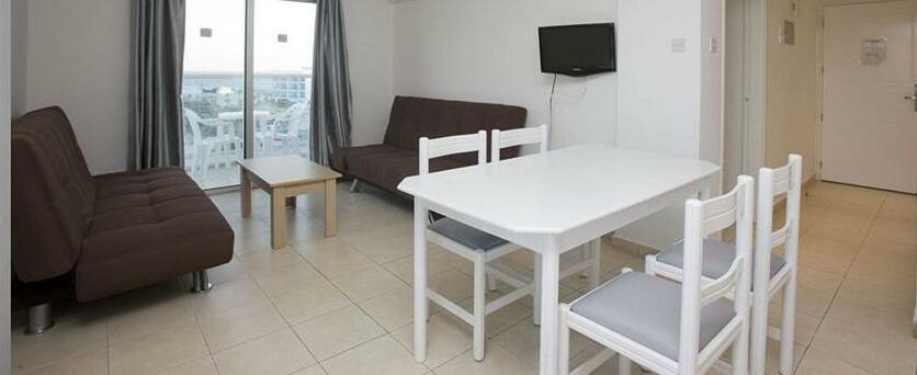 Vrissaki Hotel Apartments - Photo4
