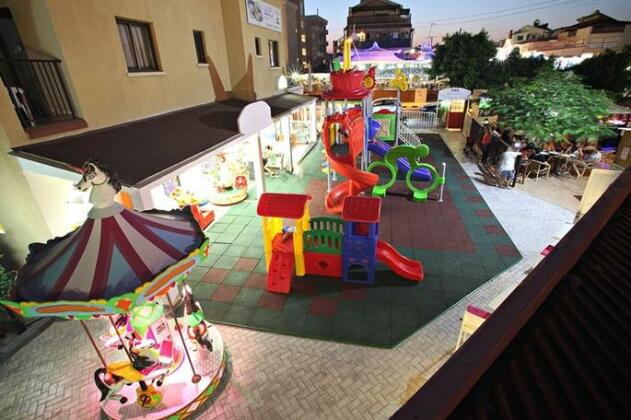 Windmills Hotel Apartments Protaras - Photo4