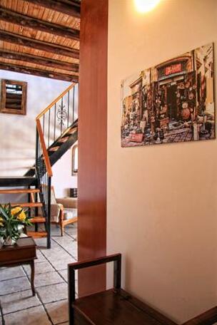 Village House Bed & Breakfast - Photo2