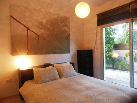 Strelitzia Apartment