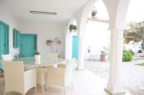 Avgusta Village Retreat - Photo5