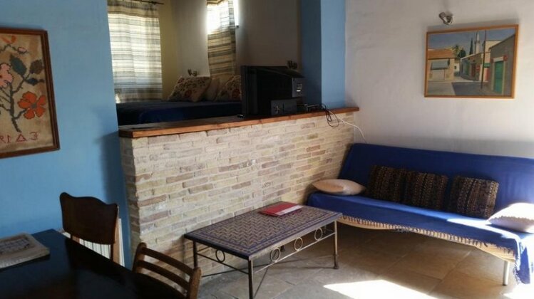 Archondia House - Photo3
