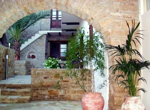 Demitris & Melanie Apartments - Photo2