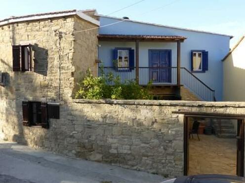 Rosemary House Tochni - Photo4
