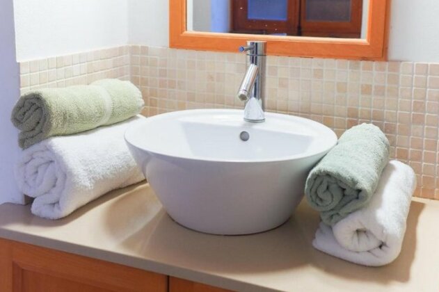 Zoes Traditional Apartments Bed & Breakfast - Photo4
