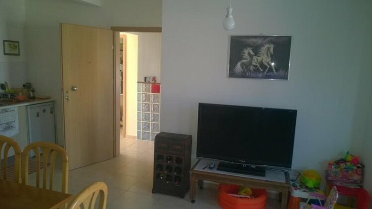 Theonis House - Photo5