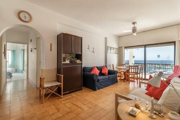 Zygi Marina Sea View - Photo3