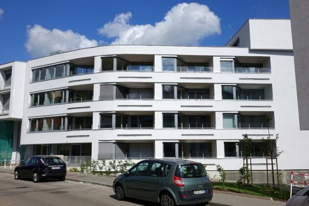 EEL Brno Apartments