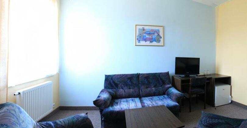 Hotel Mesit - Photo2
