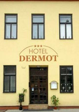 Hotel Dermot